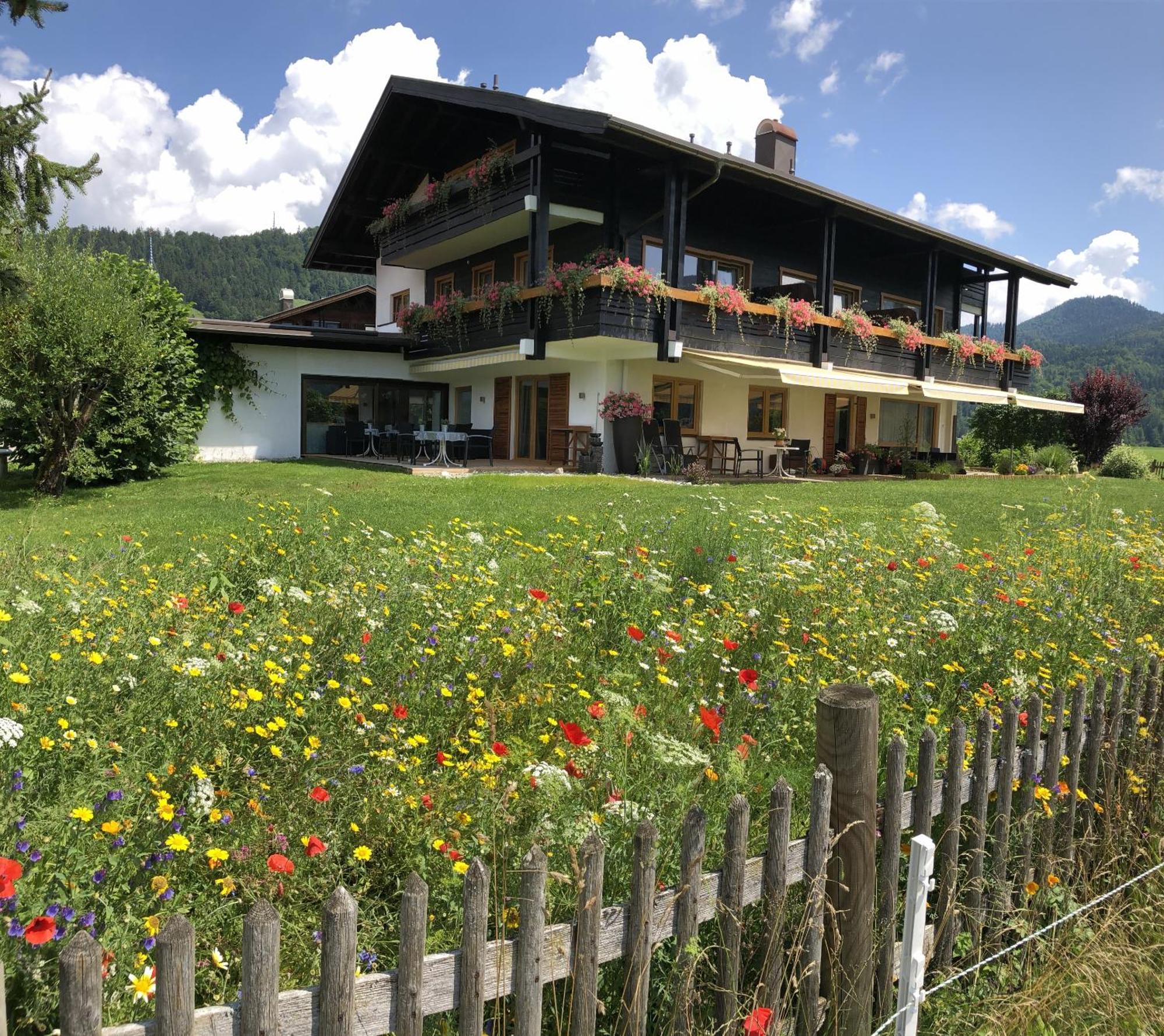 Gaestehaus Wiesegg Reit im Winkl Exterior photo